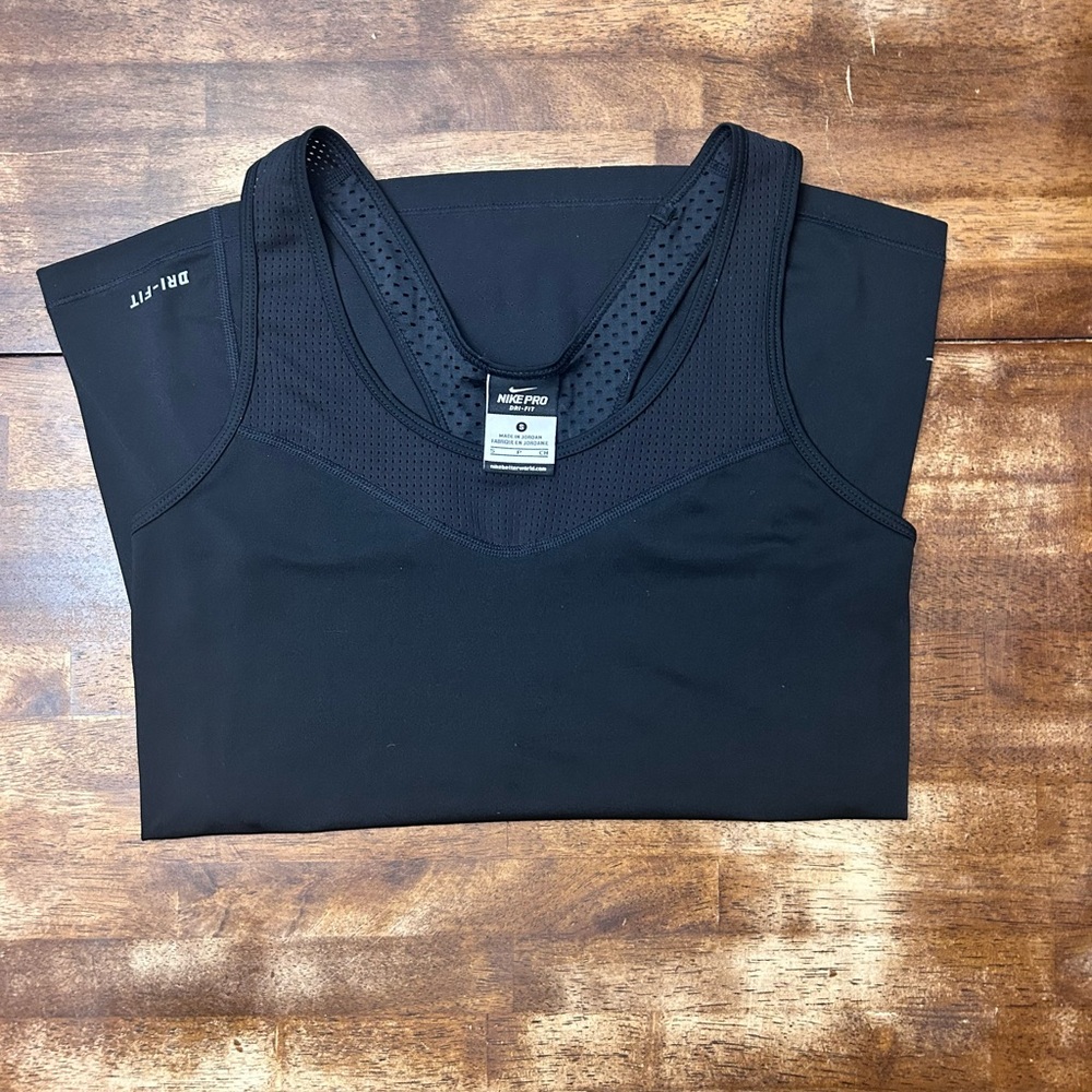 Nike Women’s Pro Dri-Fit Running Tank Top.